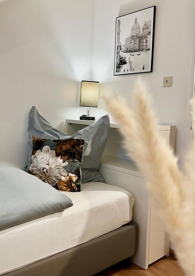 Casa Inn Parkview - Relax & Chill - Perfect For Business Travel, Weekend Trip, Family&Friends, Dogs Lover, Romance, Layover Or Longstay ลิมบวร์ก อัน แดร์ ลาน ภายนอก รูปภาพ