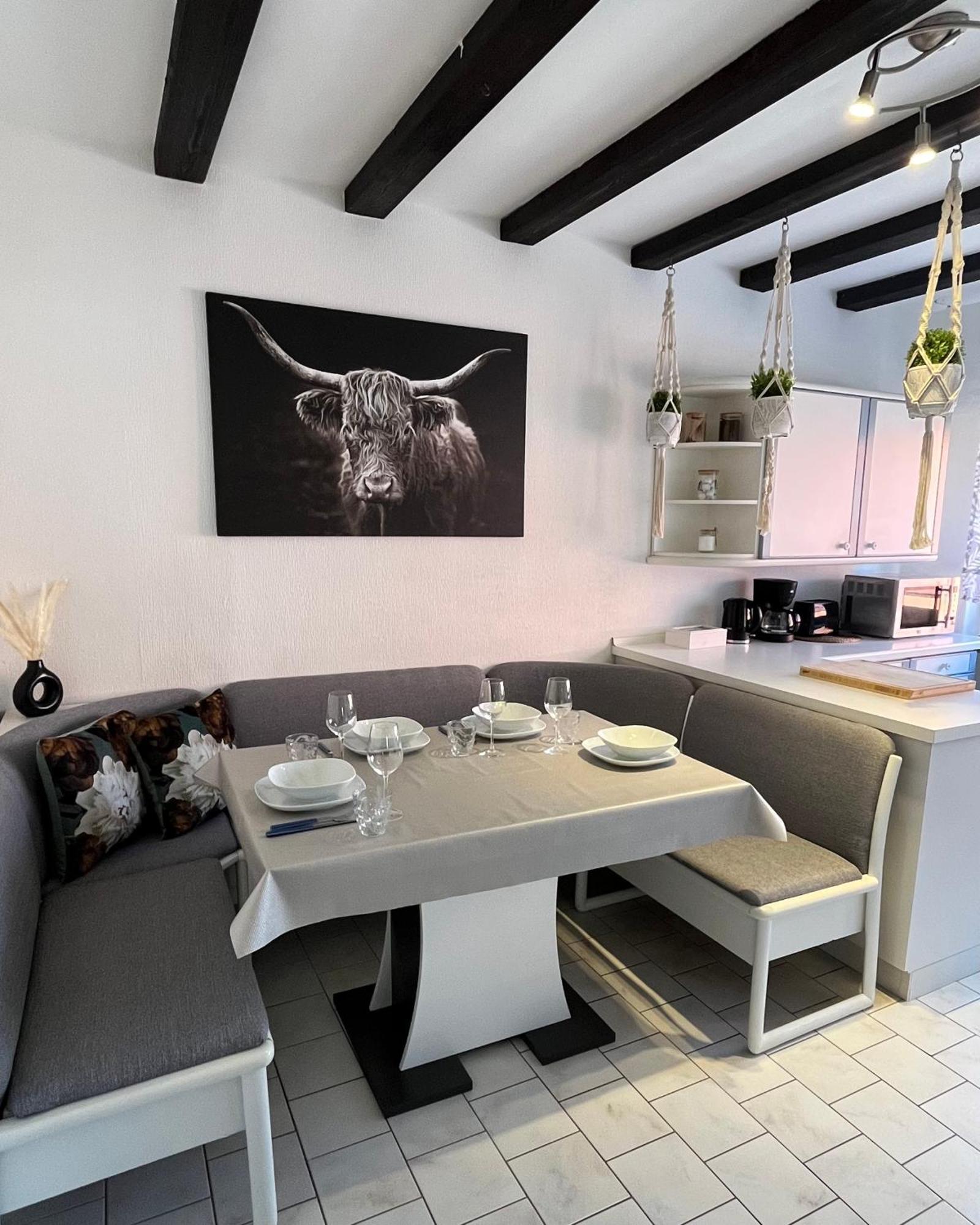 Casa Inn Parkview - Relax & Chill - Perfect For Business Travel, Weekend Trip, Family&Friends, Dogs Lover, Romance, Layover Or Longstay ลิมบวร์ก อัน แดร์ ลาน ภายนอก รูปภาพ